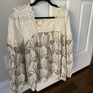 Anthropologie peasant top